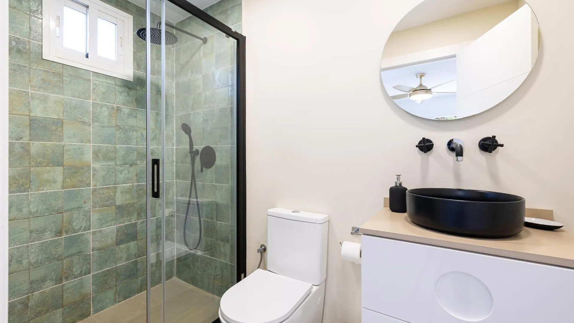 Apartment First Line, Sea Views, Verde Y Mar By Mellow Malaga